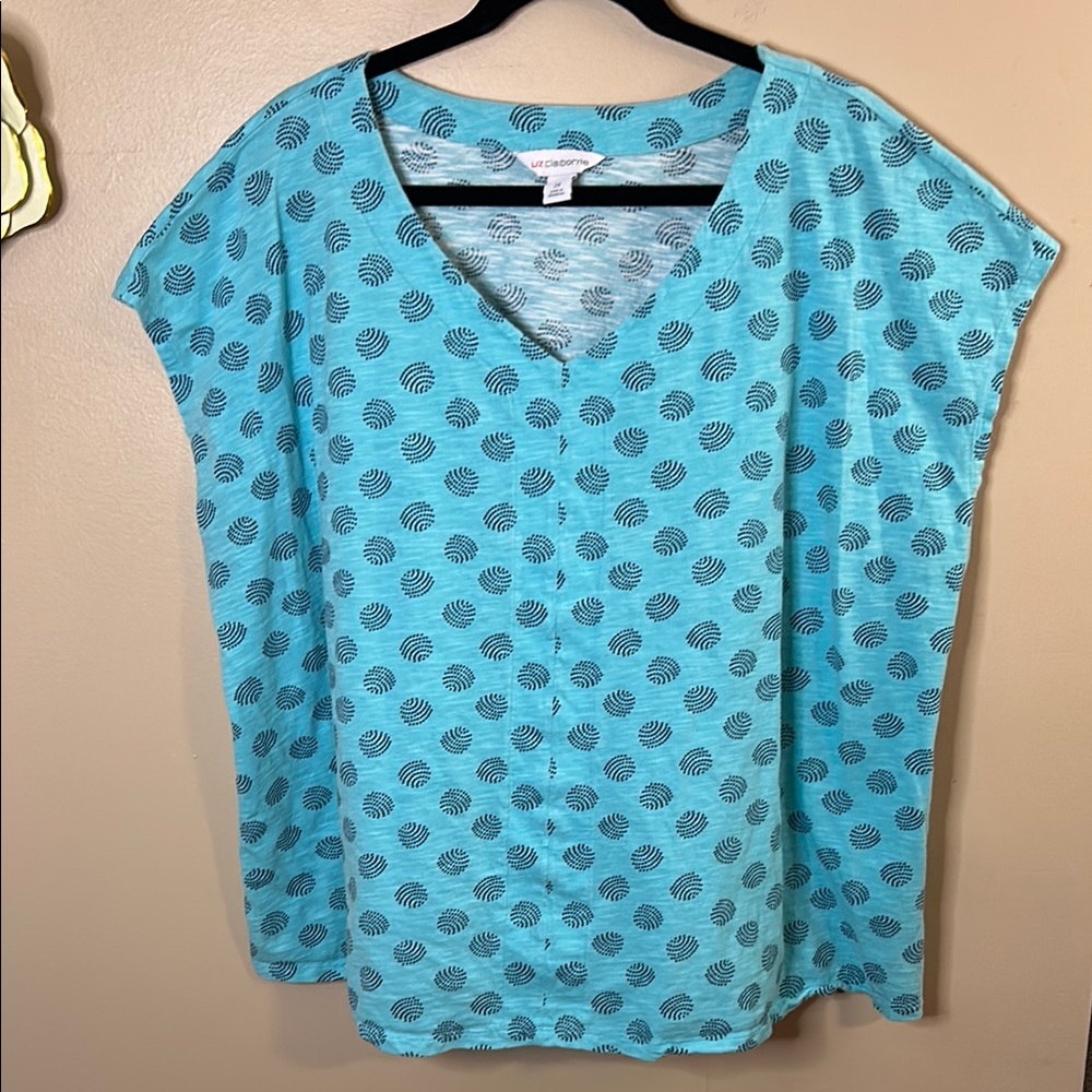 Liz Claiborne Sleeveless Tee